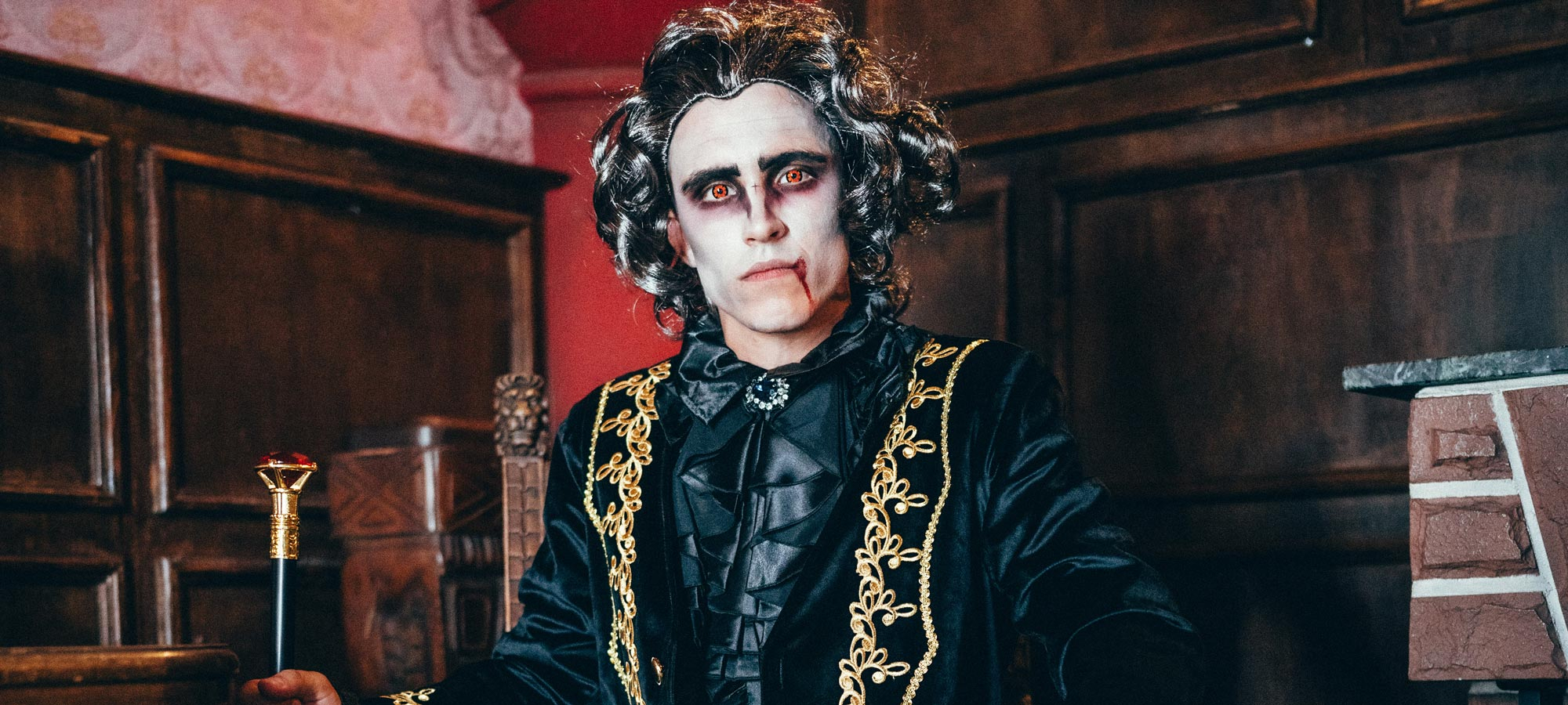 Halloween Kostümidee Vampir bei Deiters kaufen