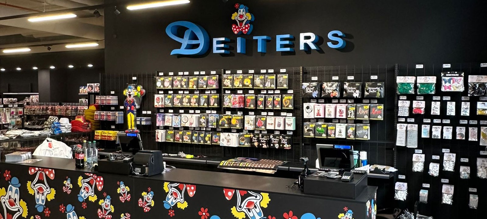 Deiters Kostümladen in Dresden Kassenbereich