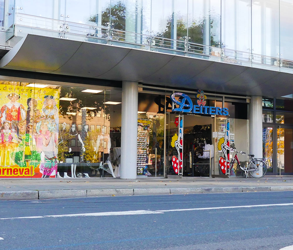 Deiters Kostümladen in Düsseldorf-City Außenansicht