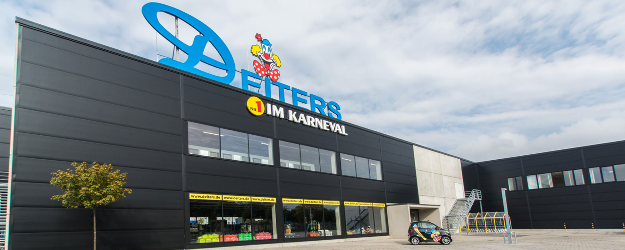 Deiters Kostümladen in Frechen Außenansicht