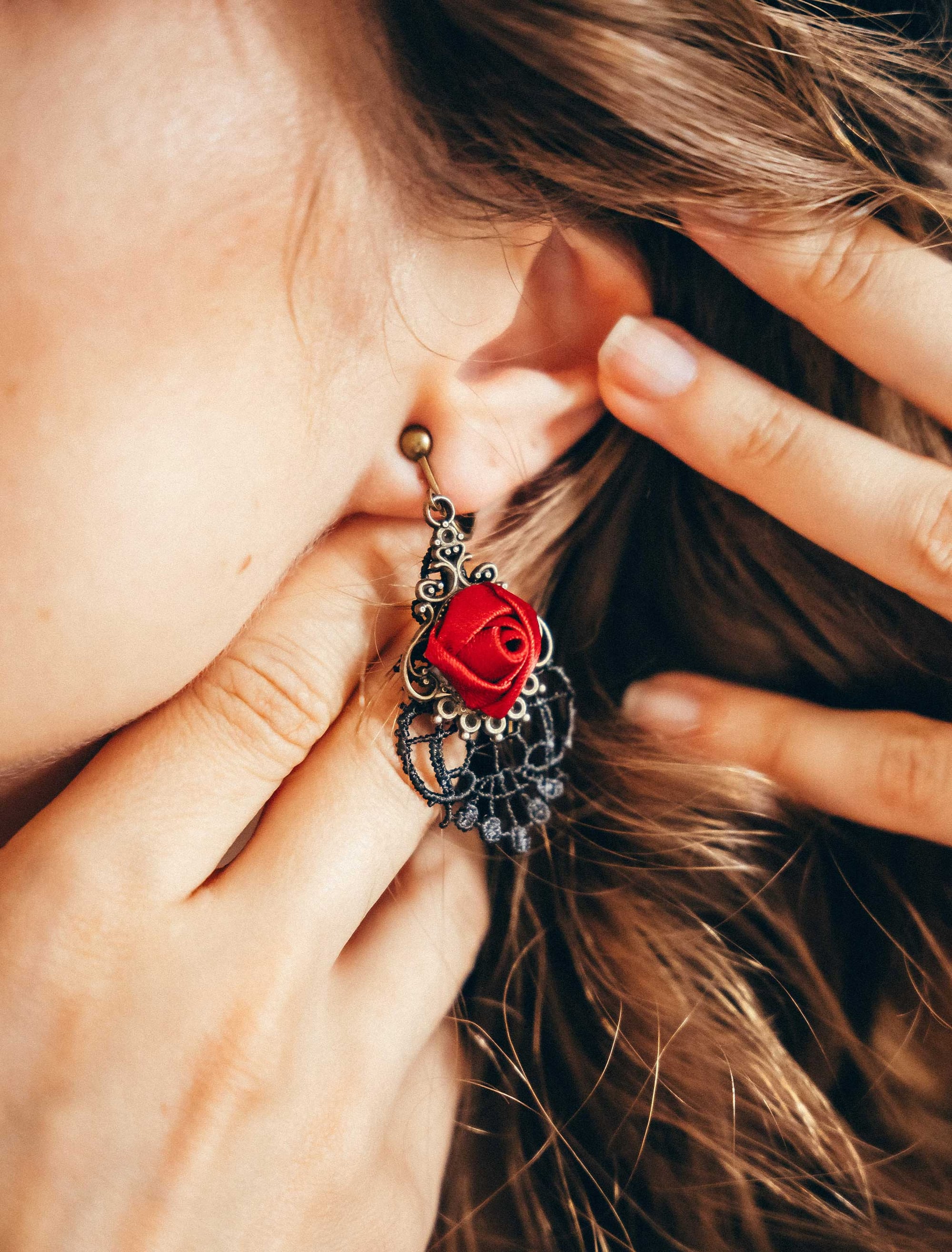 Ohrclips Gothic Rose