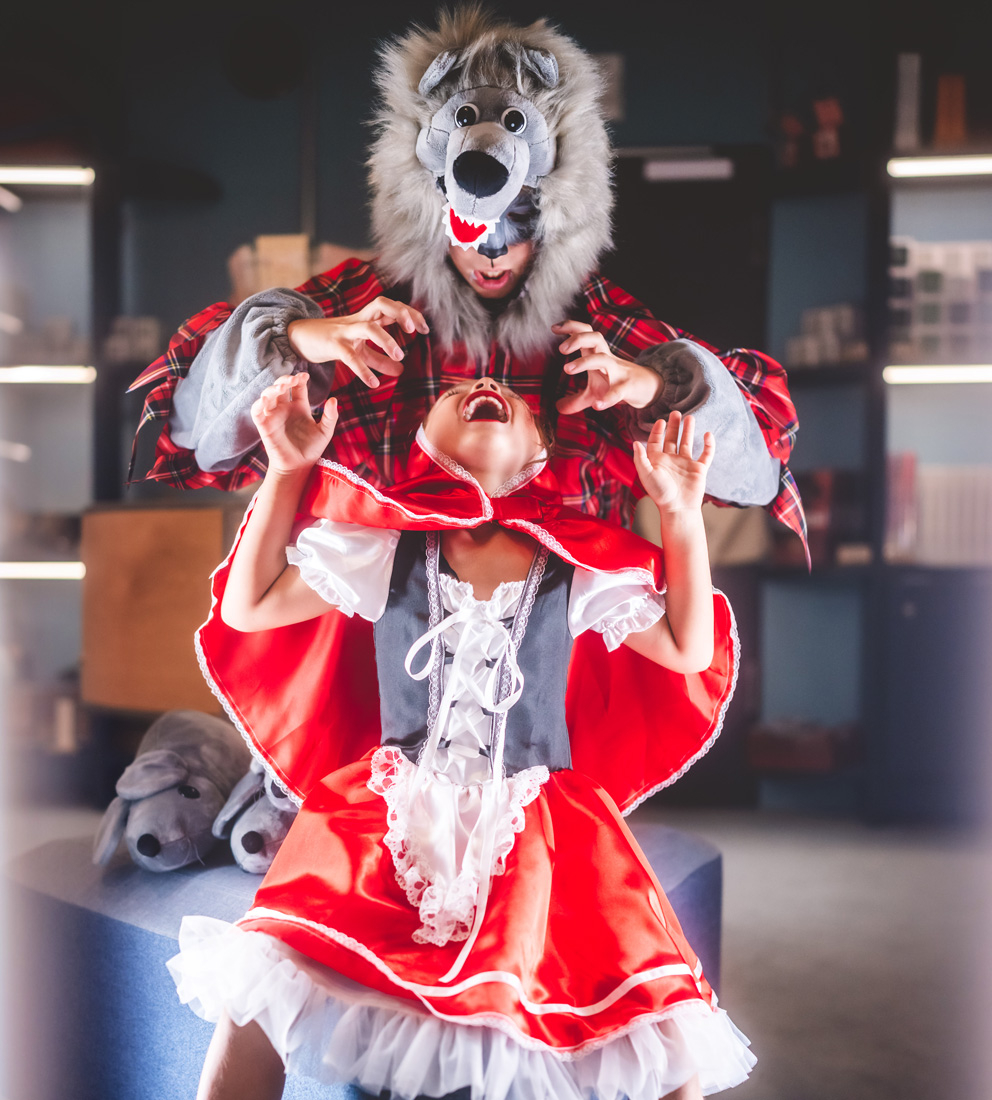 Halloween Familienkostüm Rotkäppchen und Wolf bei Deiters kaufen