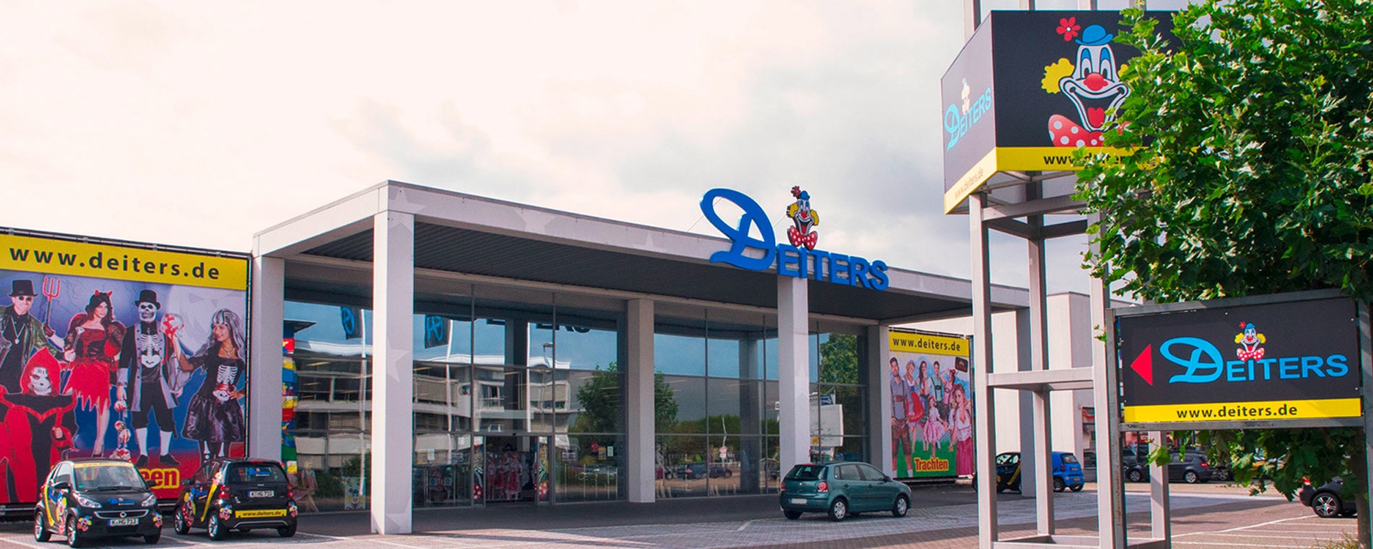 Deiters Kostümgeschäft in Mülheim-Kärlich Außenansicht