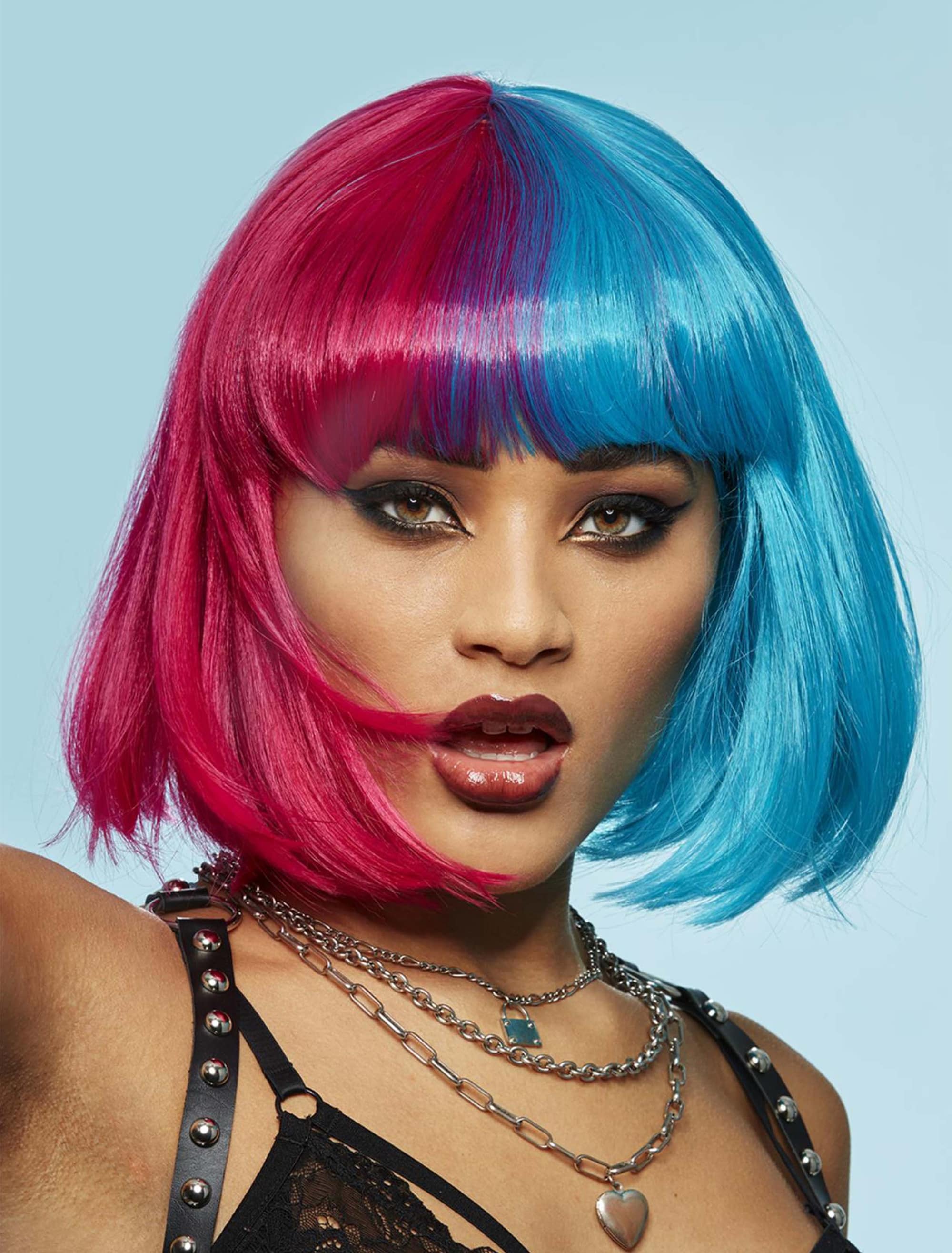 Perücke Bob mit Pony rot/blau